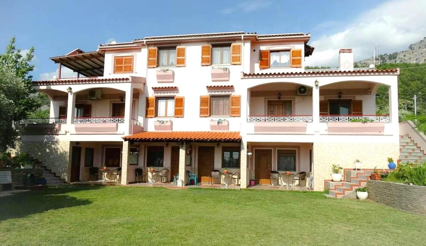 Villa Melina 1 基尼拉 外观 照片