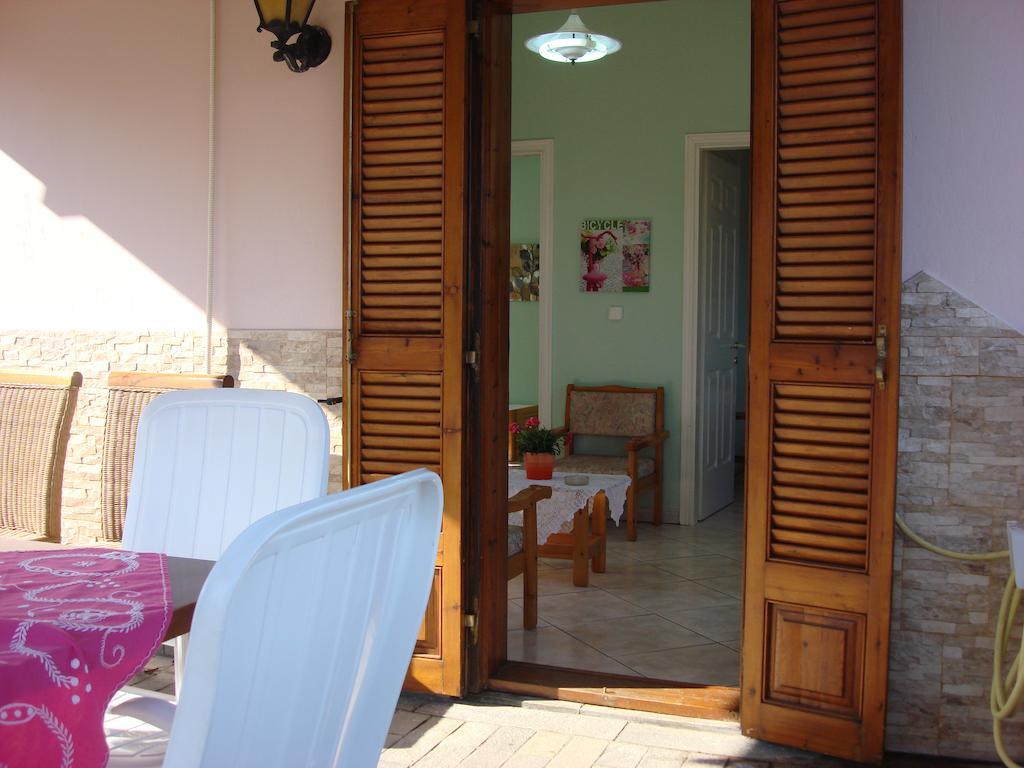 Villa Melina 1 基尼拉 客房 照片